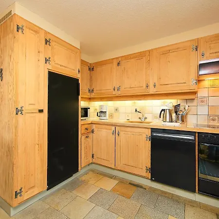 Apartment Albatros 4 *